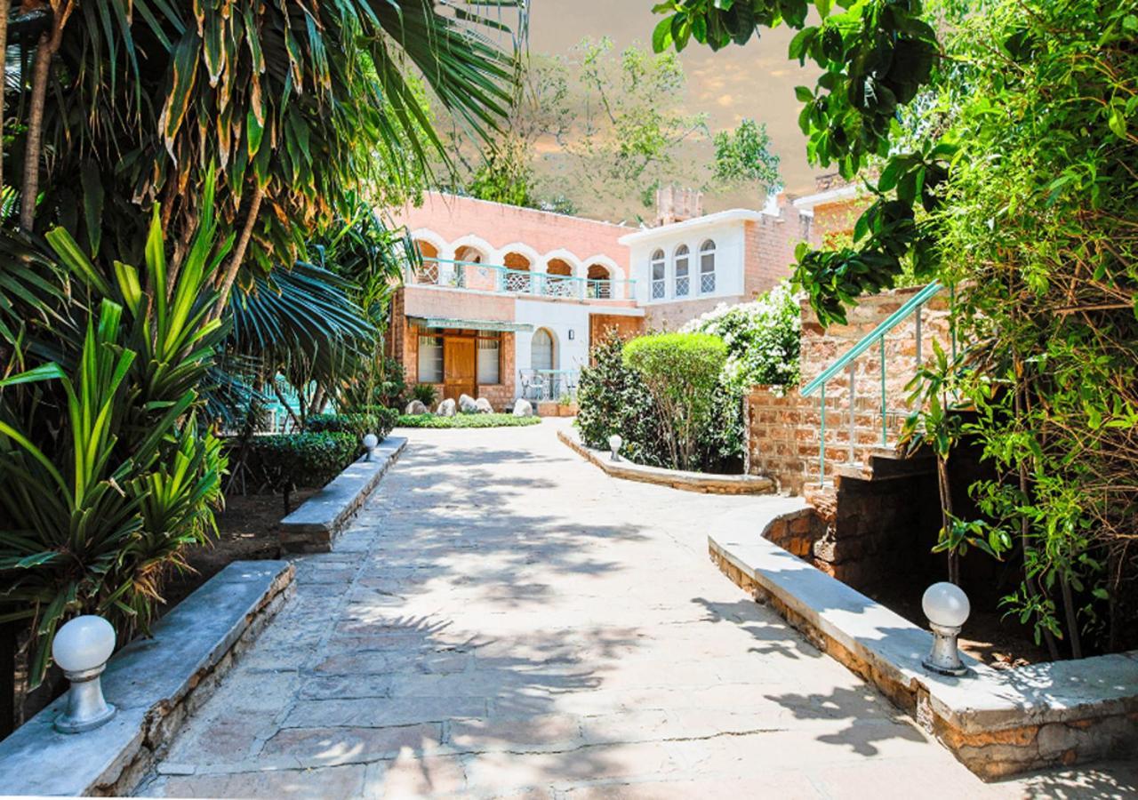 Hotel Inn Season Mahāmandir Extérieur photo