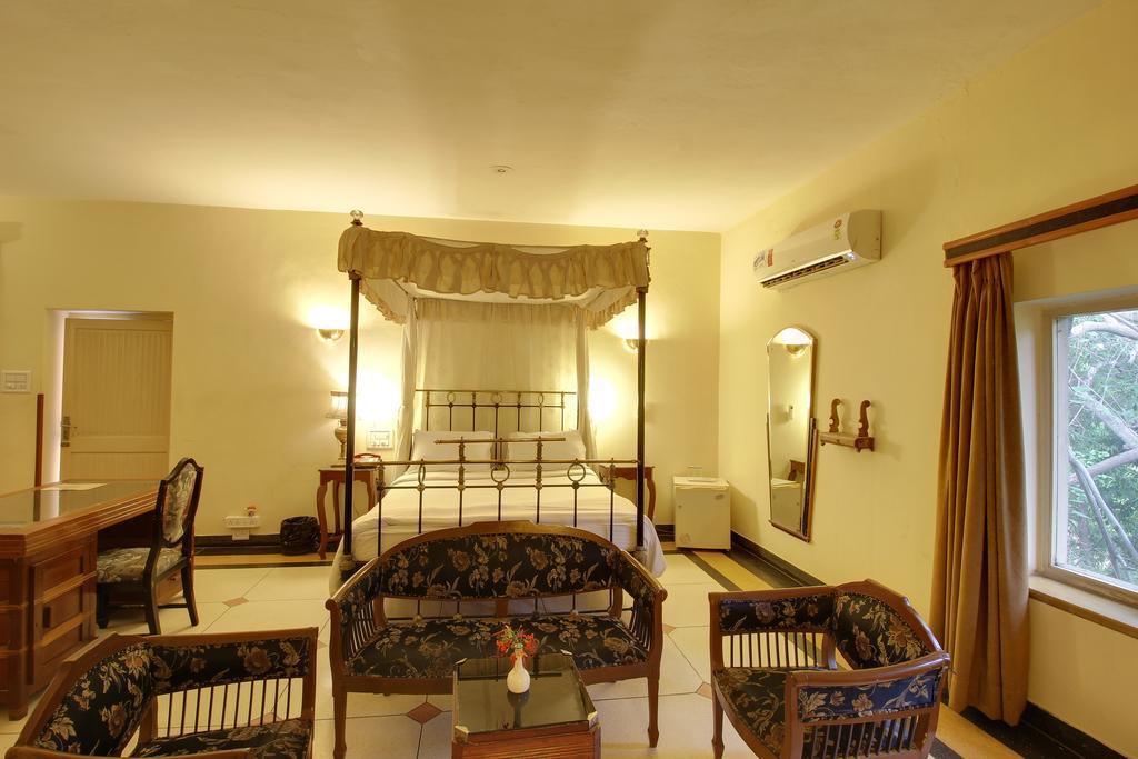 Hotel Inn Season Mahāmandir Extérieur photo