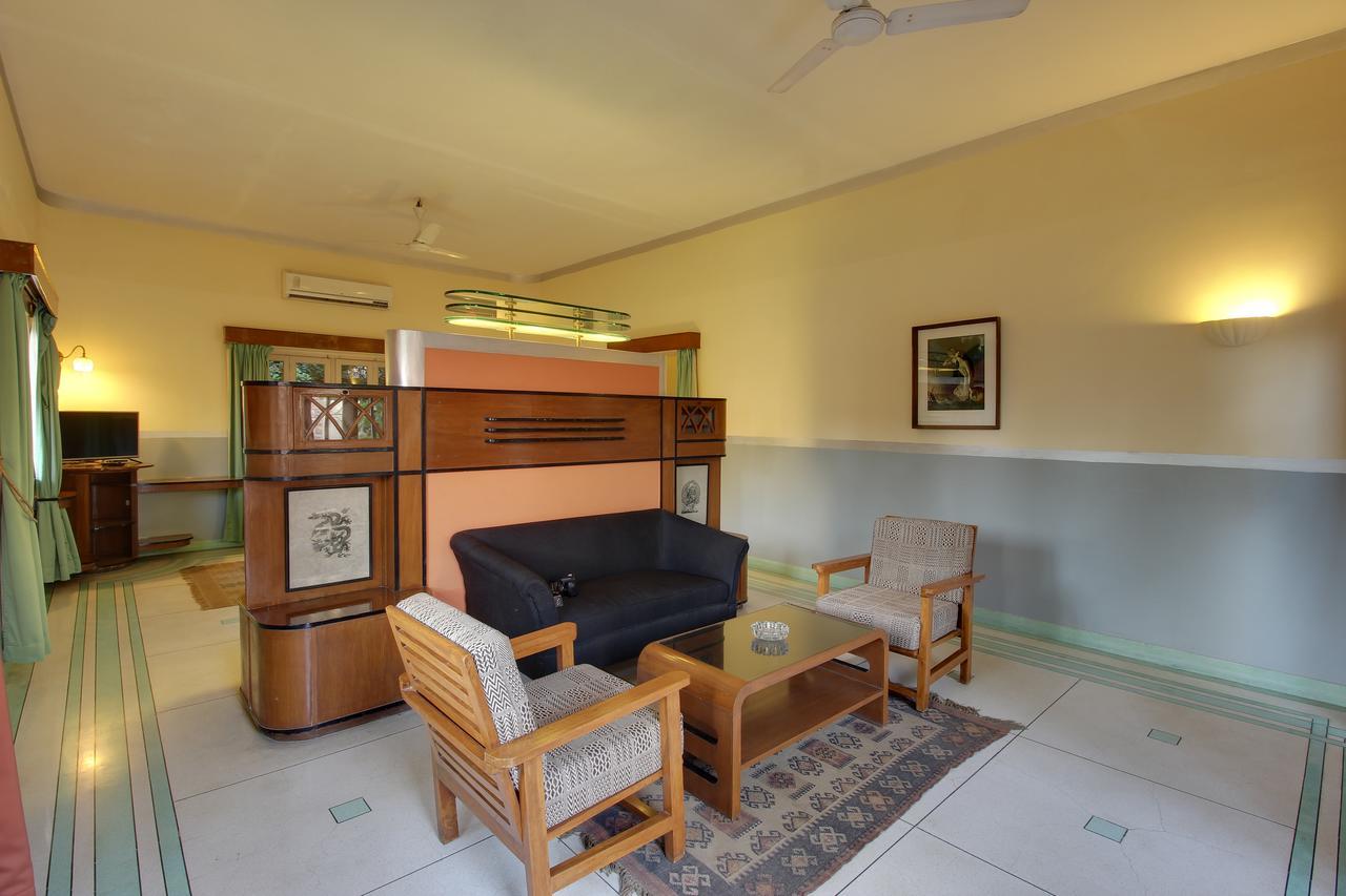 Hotel Inn Season Mahāmandir Extérieur photo